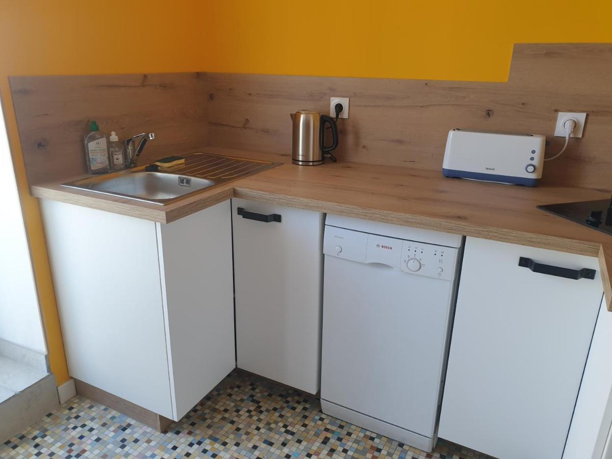 Gite Atypique Avec Jacuzzi Hillion Экстерьер фото